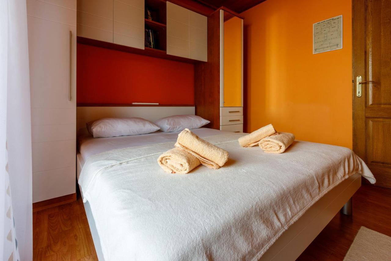 Apartments Dolloree 德拉马利 外观 照片